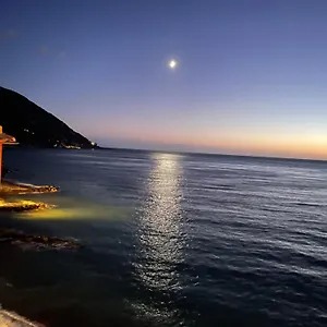 La Lampara Apartment Camogli